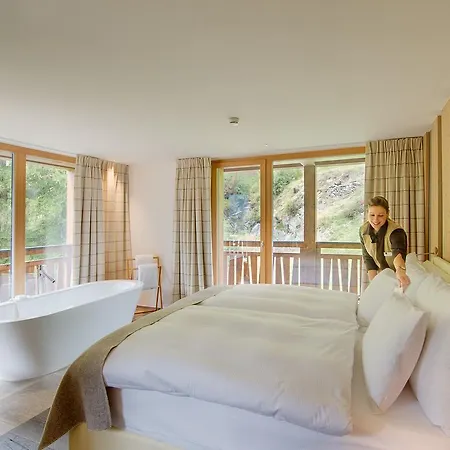 La Vue Luxury Living מלון דירות צרמט