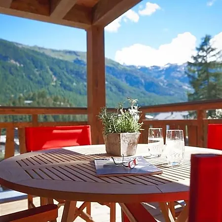 La Vue Luxury Living Апарт-отель Церматт