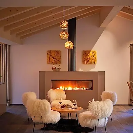 La Vue Luxury Living