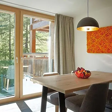 La Vue Luxury Living Апарт-отель 5*