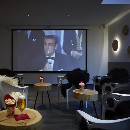 מלון דירות La Vue Luxury Living 5*