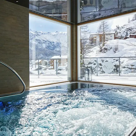 Ξενοδοχείο με διαμερίσματα La Vue Luxury Living Ζερμάτ